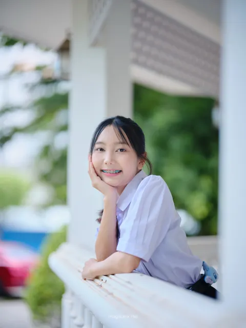 ถ่ายรูปพอร์ตนักเรียน สตรีราชินูทิศ