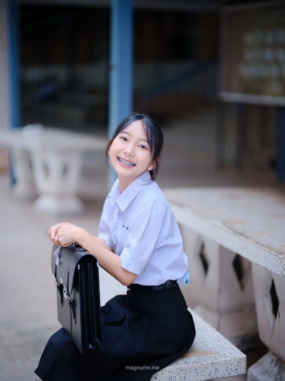 ถ่ายรูปพอร์ตนักเรียน สตรีราชินูทิศ